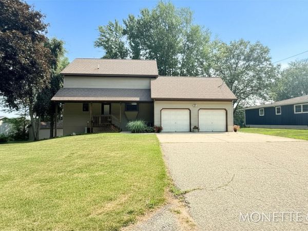 2883 Lakeshore Road, Twin Lake, MI 49457