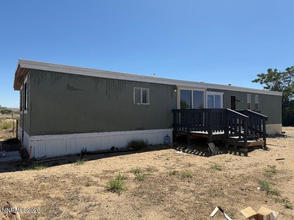 7656 Springfield Road, Silver Springs, NV 89429