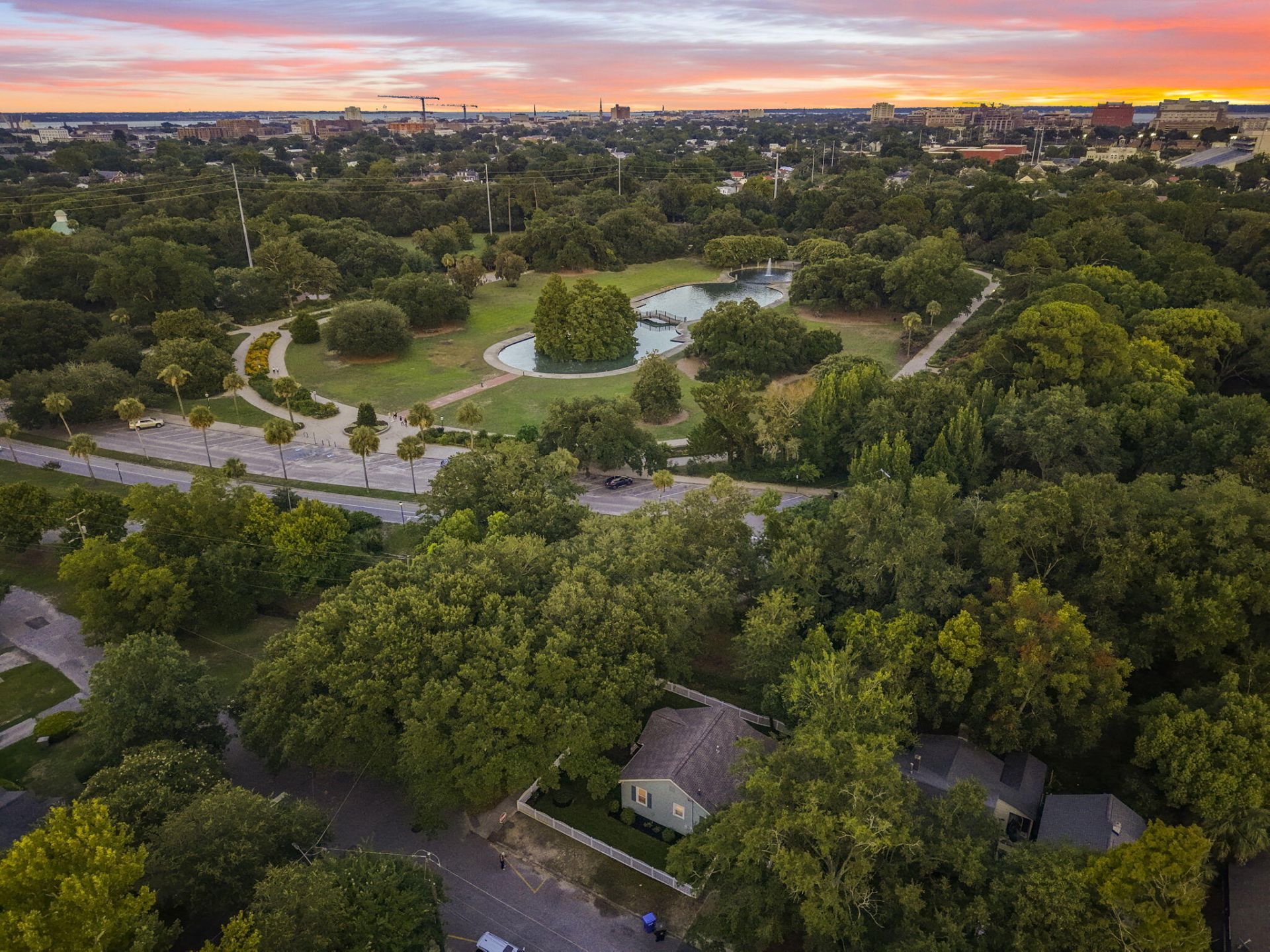 1 10th Avenue Photo 44