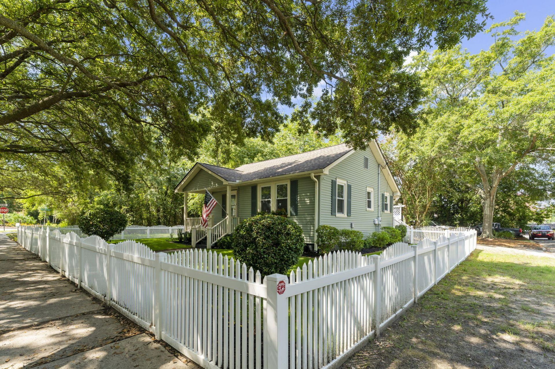 1 10th Avenue Photo 48