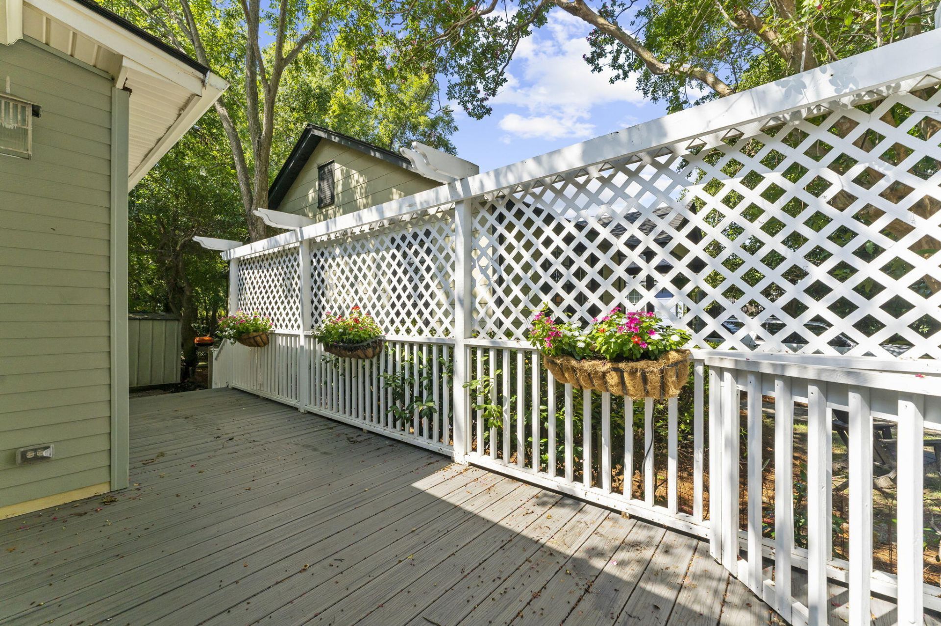 1 10th Avenue Photo 55