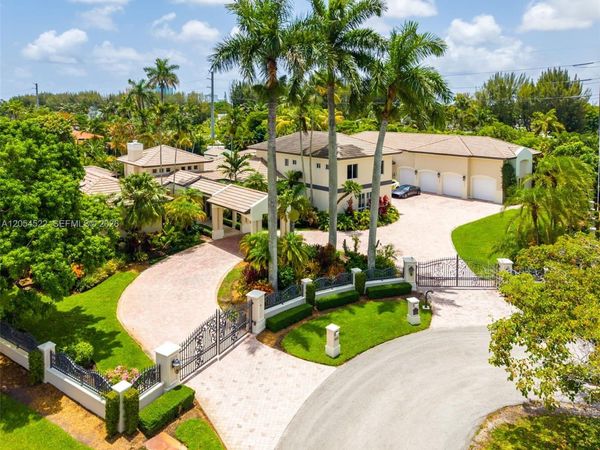 7855 SW 83rd Ct , Miami, FL 33143