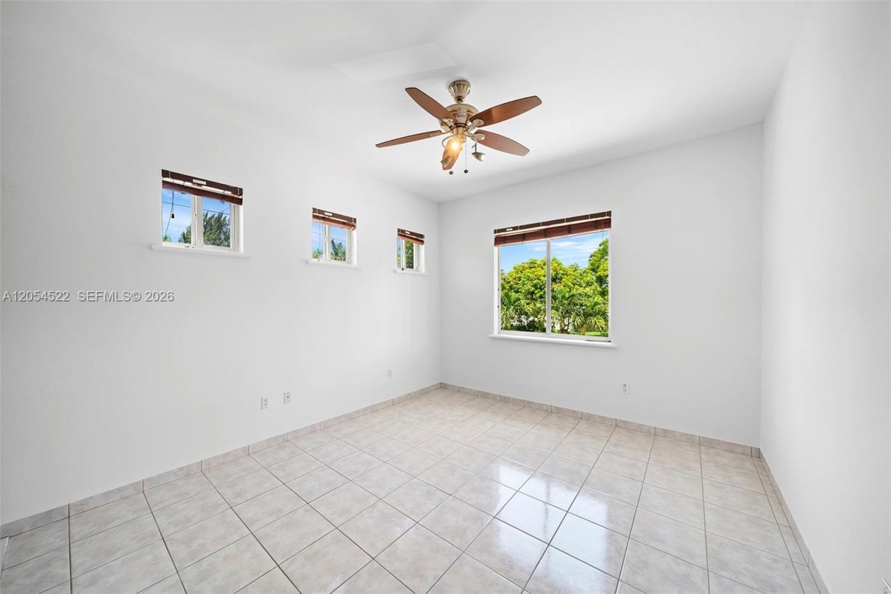 7855 SW 83rd Ct, Miami, FL 33143 Photo