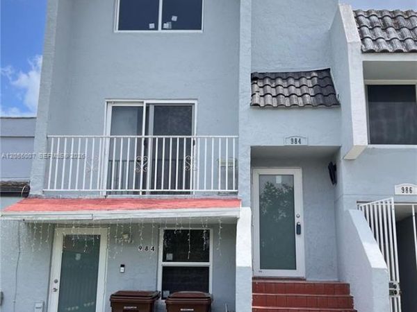 984 W 40th St , Unit 2, Hialeah, FL 33012