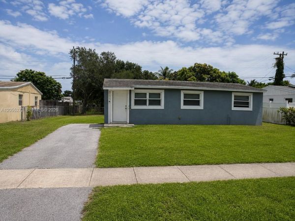 5295 Helene , Palm Beach, FL 33407