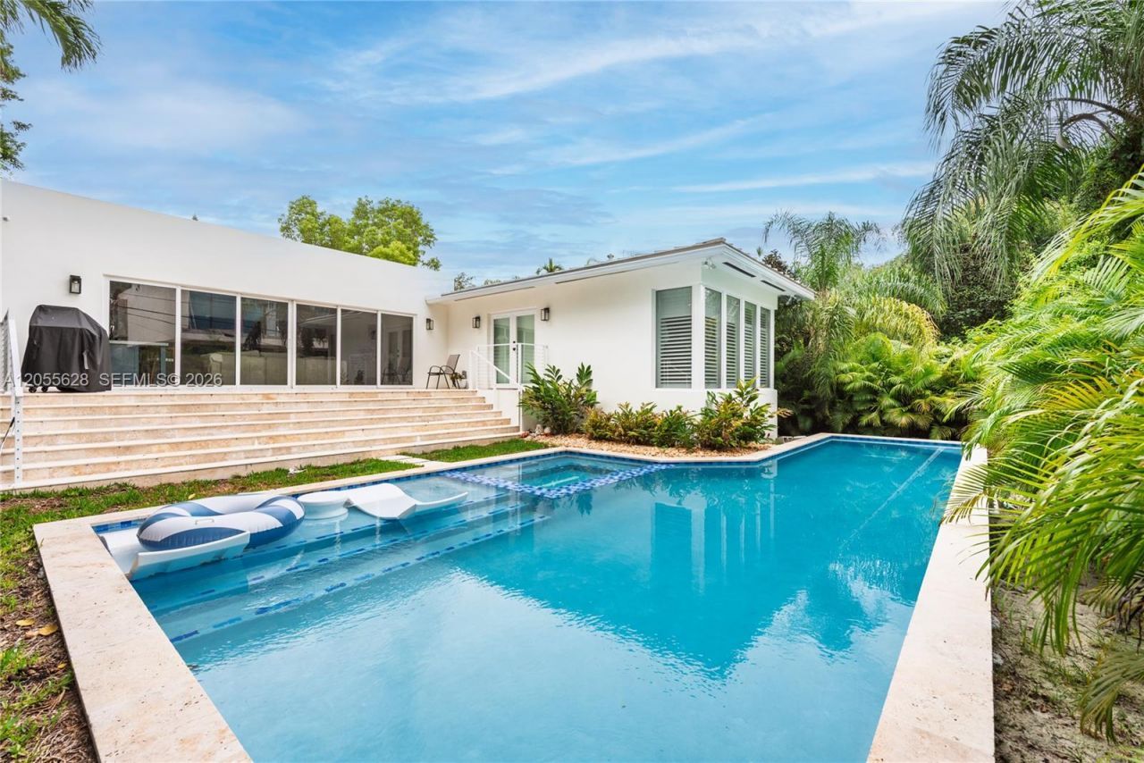 4155 Pamona Ave, Miami, FL 33133 Photo