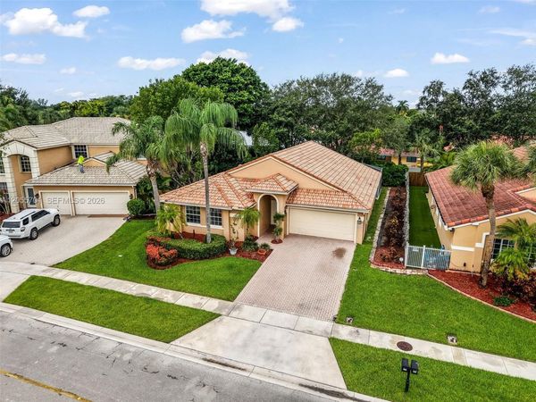 8688 Via Ancho Rd, Boca Raton, FL 33433