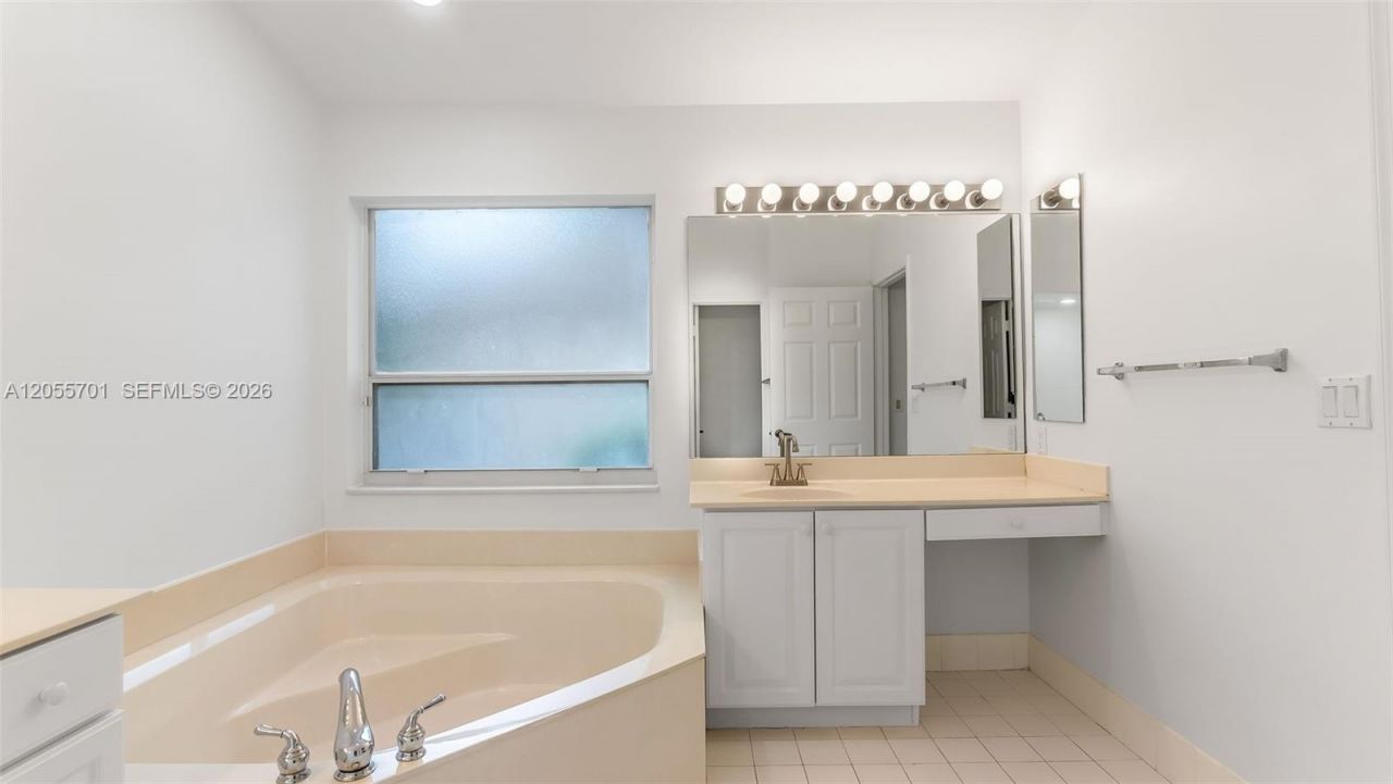 8688 Via Ancho Rd, Boca Raton, FL 33433 Photo