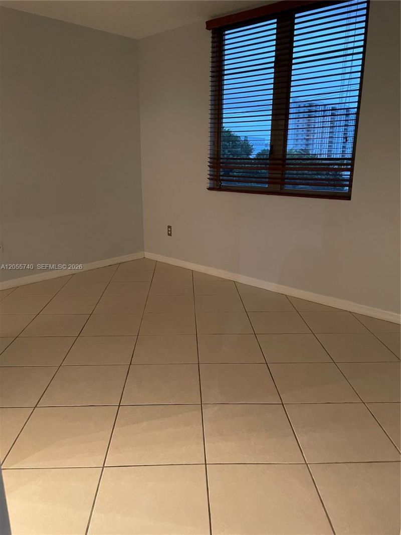 2630 SW 28th St , Unit 33, Miami, FL 33133 Photo