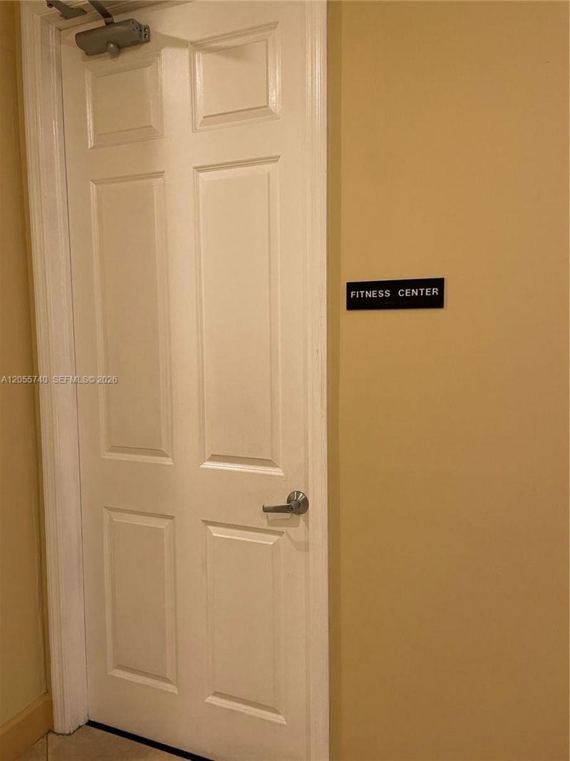 2630 SW 28th St, Unit 33, Miami, FL 33133 Photo