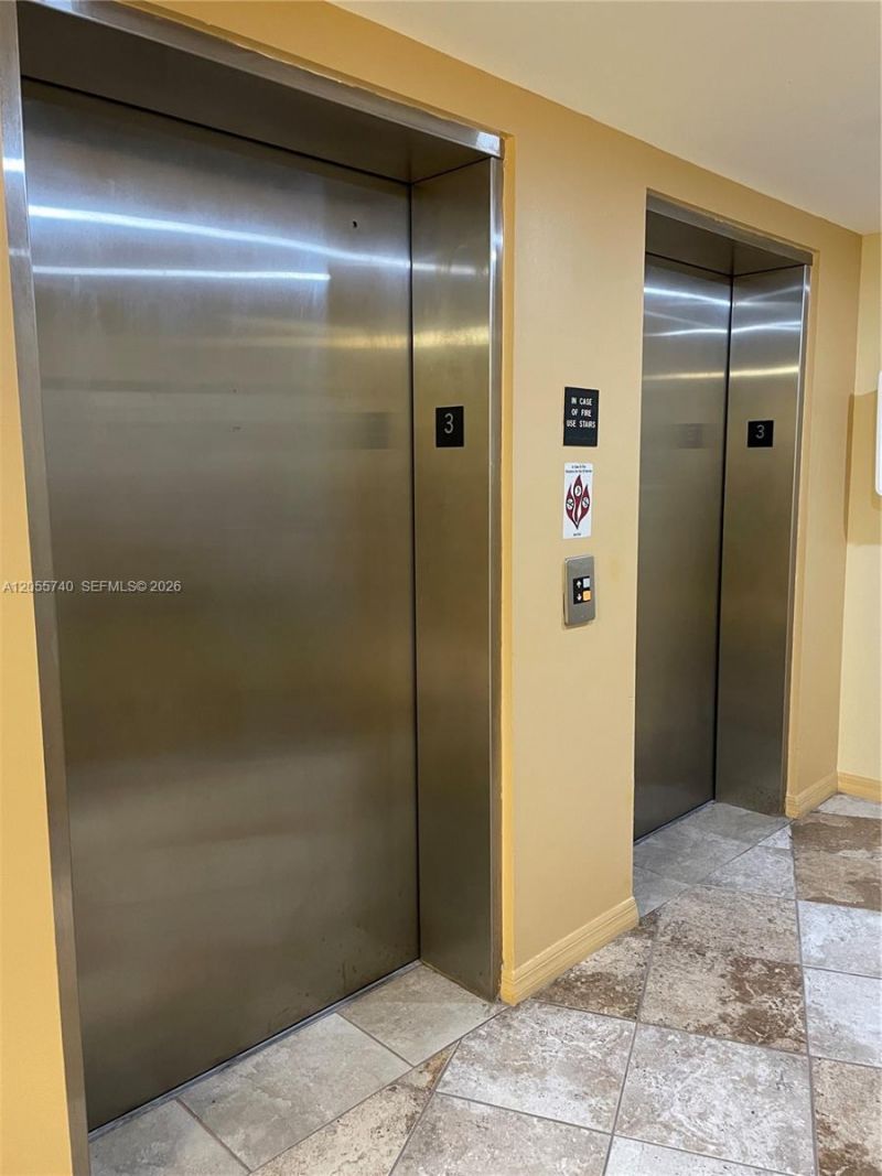2630 SW 28th St, Unit 33, Miami, FL 33133 Photo