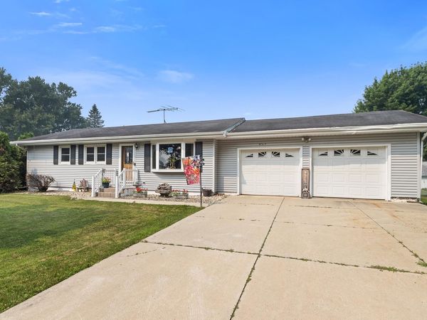 N7619 Carimaunee Drive, Portage, WI 53901