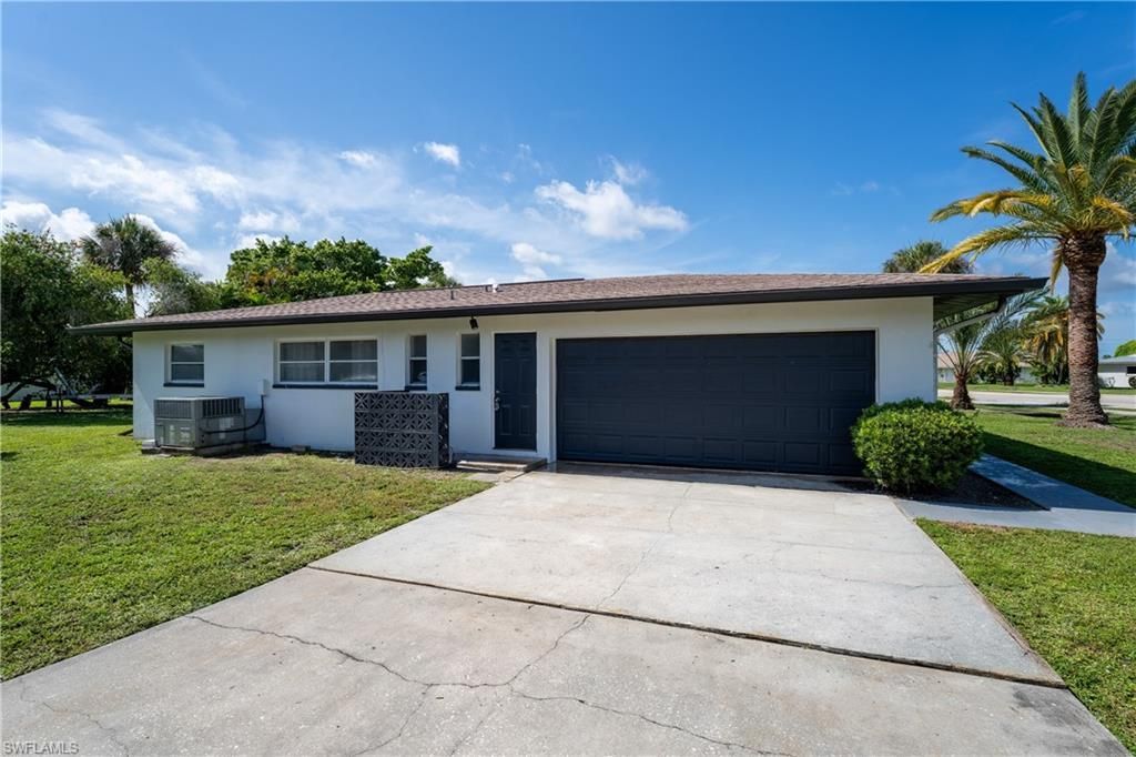 4301 Palm Tree Blvd , Cape Coral, FL 33904 Photo