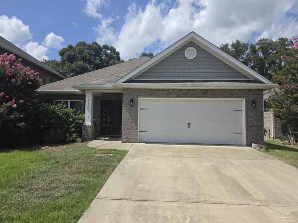 3678 Hawks Landing Cir, Pace, FL 32571