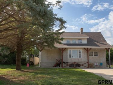 5112 N 48 Street, Omaha, NE 68104
