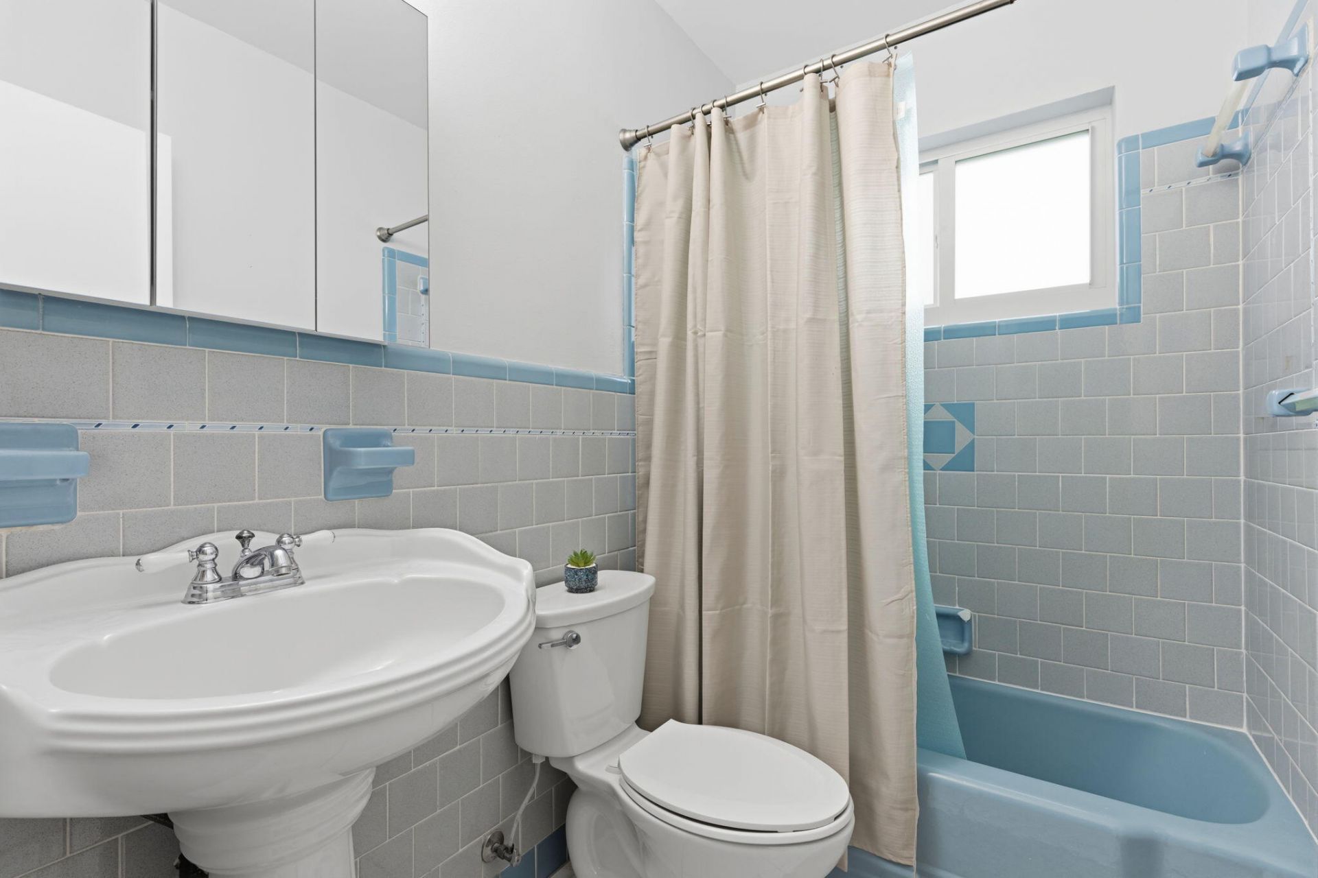 6273 SW 25th Street, Miramar, FL 33023 Photo