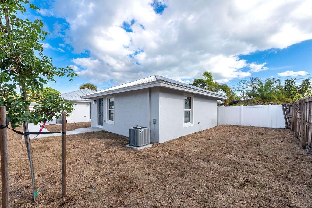 4959 SE Primrose Way, Unit 2, Stuart, FL 34997 Photo
