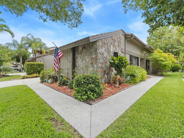 5137 THYME Drive, Palm Beach Gardens, FL 33418