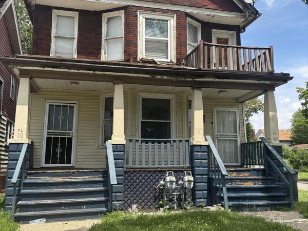 90 North Avenue, Highland Park, MI 48203