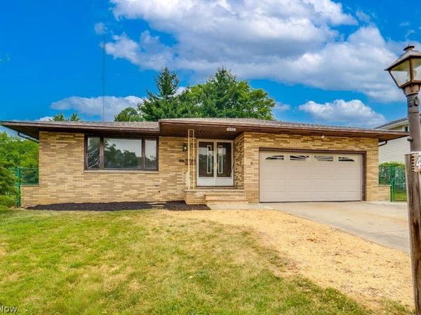 4304 Tamarack Drive, Parma, OH 44134
