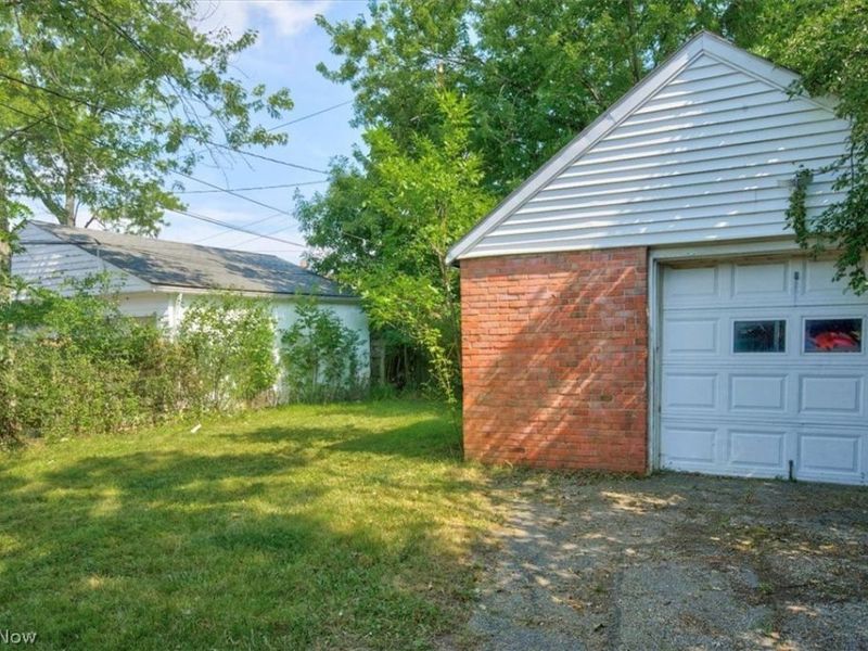 21603 Libby Road, Maple Heights, OH 44137 Photo 24