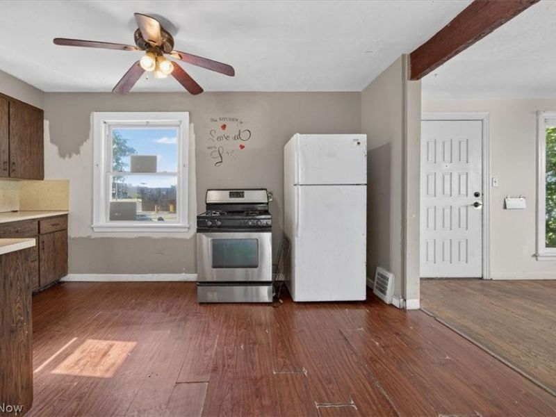 21603 Libby Road, Maple Heights, OH 44137 Photo 9