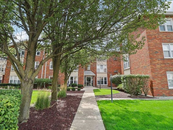 10805 S Pulaski Road , Unit 4, Chicago, IL 60655