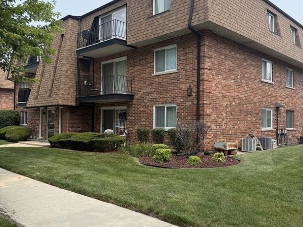 10707 S Keating Avenue , Unit 3A, Oak Lawn, IL 60453