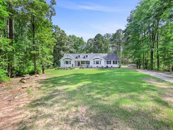 20 Turkey Point Drive, LaGrange, GA 30240