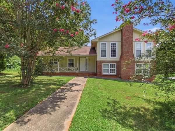 1614 Devon Court , Stone Mountain, GA 30088