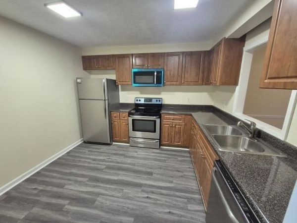 961 Park Gate Place , Stone Mountain, GA 30083