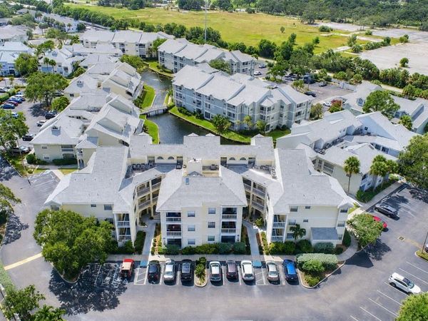 6931 STONES THROW CIRCLE N, Unit 5208, ST PETERSBURG, FL 33710