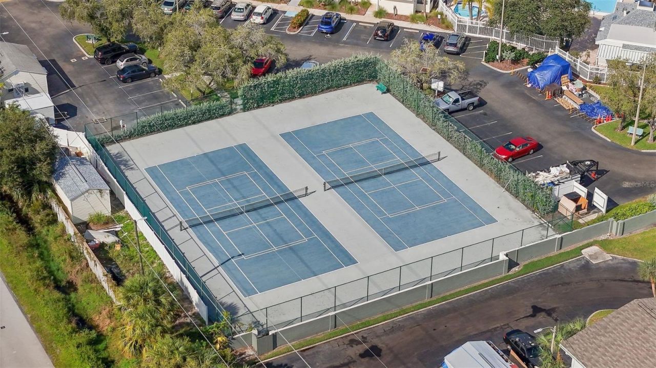 6931 Stones Throw Circle N, Unit 5208, Saint Petersburg, FL 33710 Photo