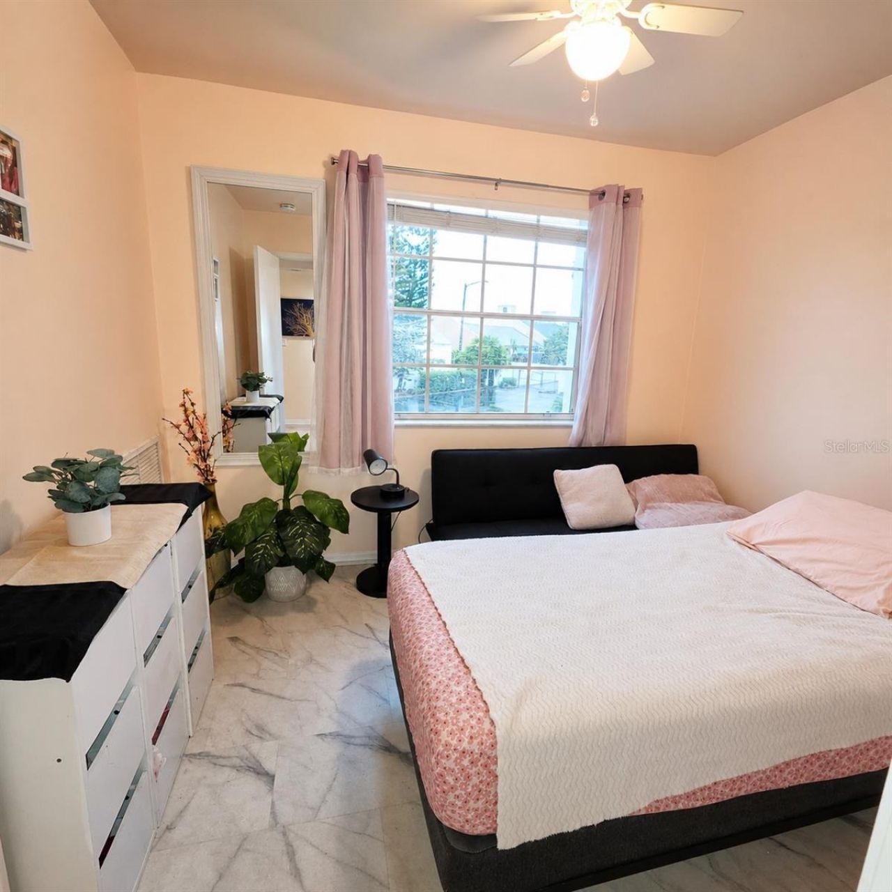 6931 Stones Throw Circle N, Unit 5208, Saint Petersburg, FL 33710 Photo