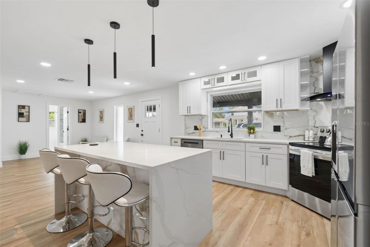 1530 49th Street N, Saint Petersburg, FL 33710 Photo