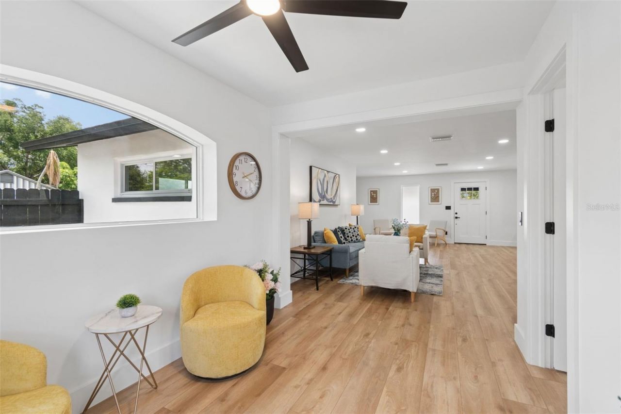 1530 49th Street N, Saint Petersburg, FL 33710 Photo