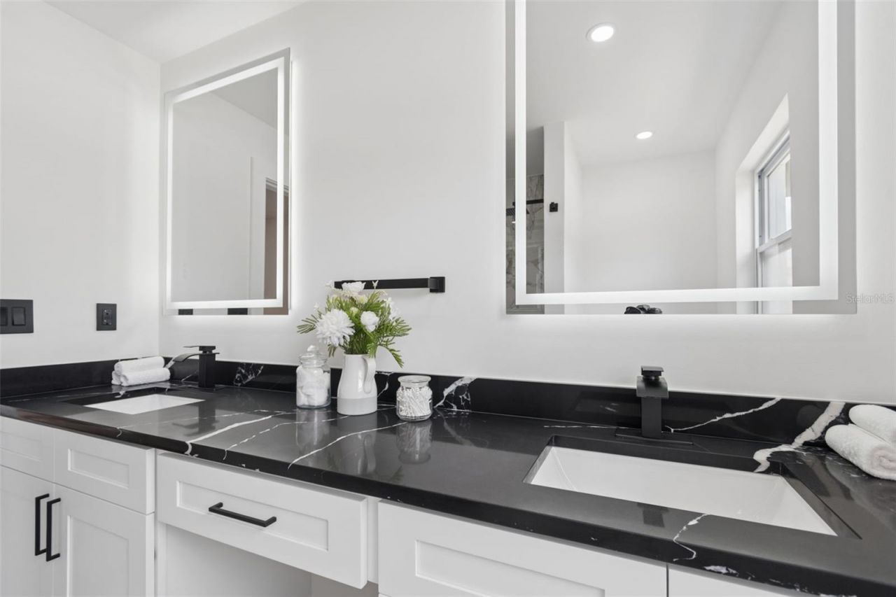 1530 49th Street N, Saint Petersburg, FL 33710 Photo