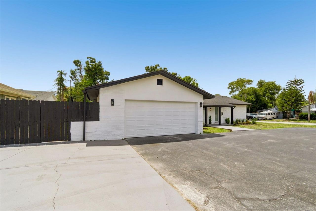 1530 49th Street N, Saint Petersburg, FL 33710 Photo