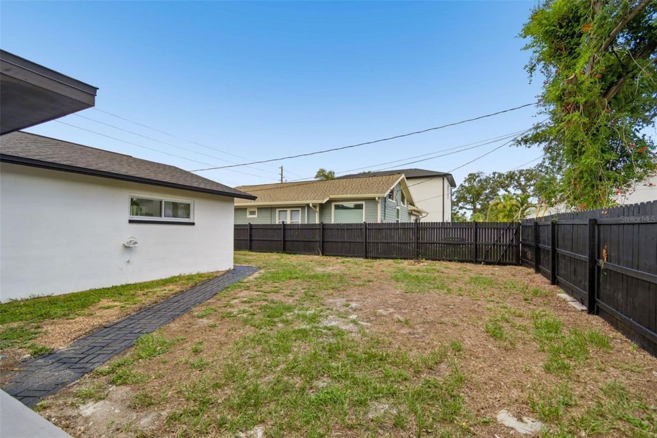 1530 49th Street N, Saint Petersburg, FL 33710 Photo