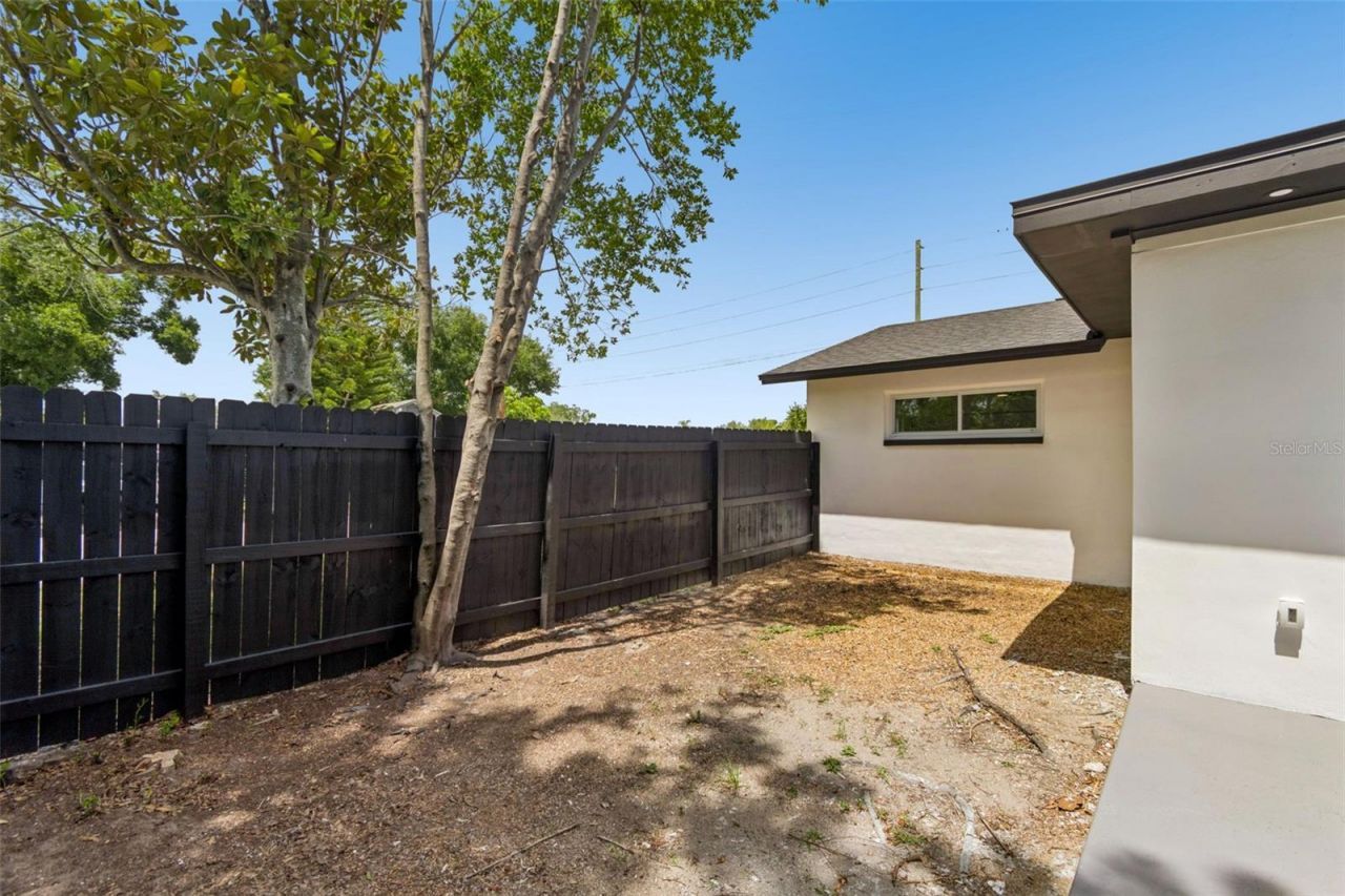 1530 49th Street N, Saint Petersburg, FL 33710 Photo