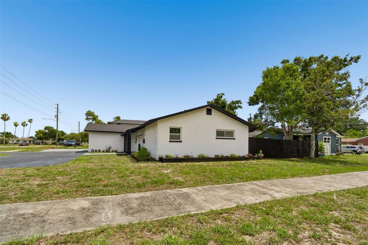 1530 49th Street N, Saint Petersburg, FL 33710 Photo