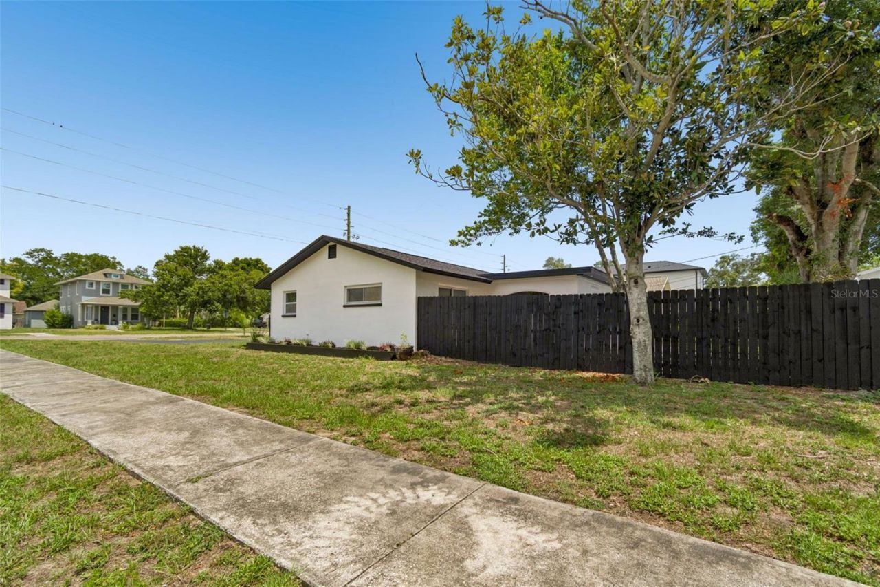 1530 49th Street N, Saint Petersburg, FL 33710 Photo