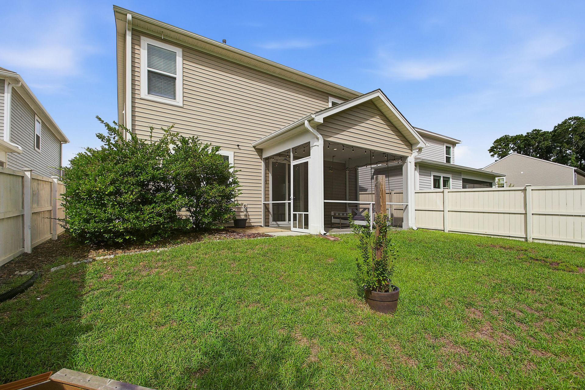 3818 Sawmill Court Photo 43