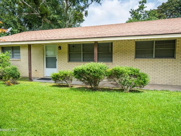2528 Meadow Road, Biloxi, MS 39531
