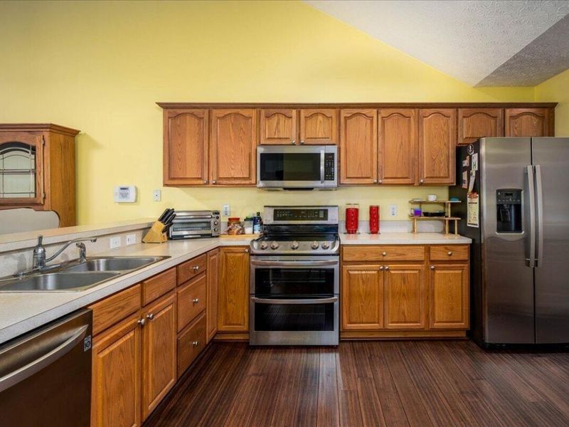 694 Albion Place, Westerville, OH 43082 Photo 13