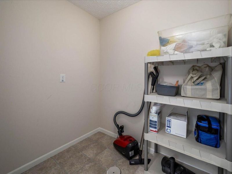 694 Albion Place, Westerville, OH 43082 Photo 33