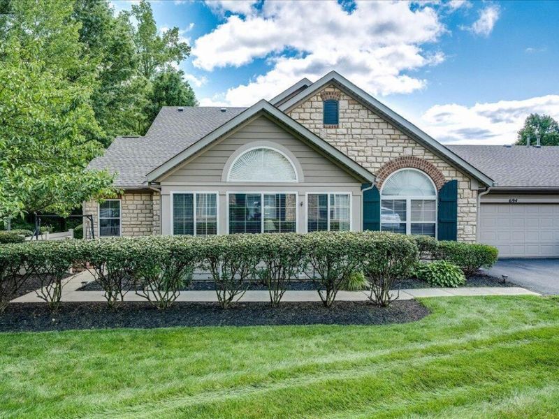 694 Albion Place, Westerville, OH 43082 Photo 7