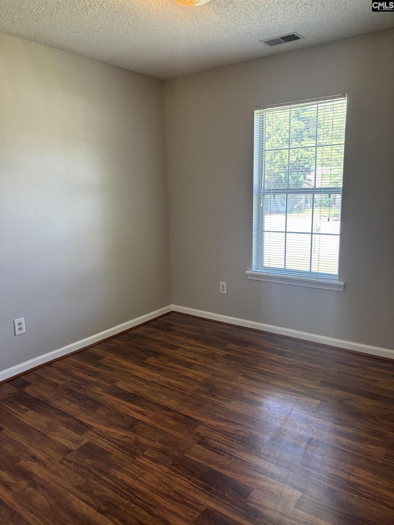 7 Northfield Court Photo 25