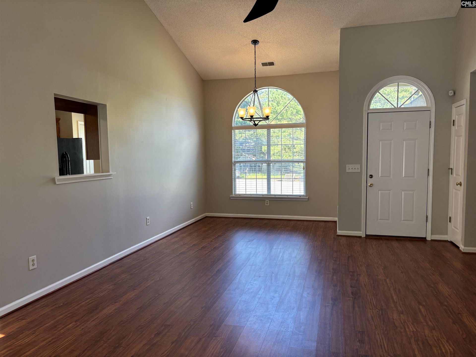 7 Northfield Court Photo 4