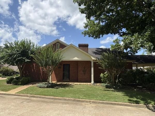 1807 Cedarbrook Cr., Belden, MS 38826